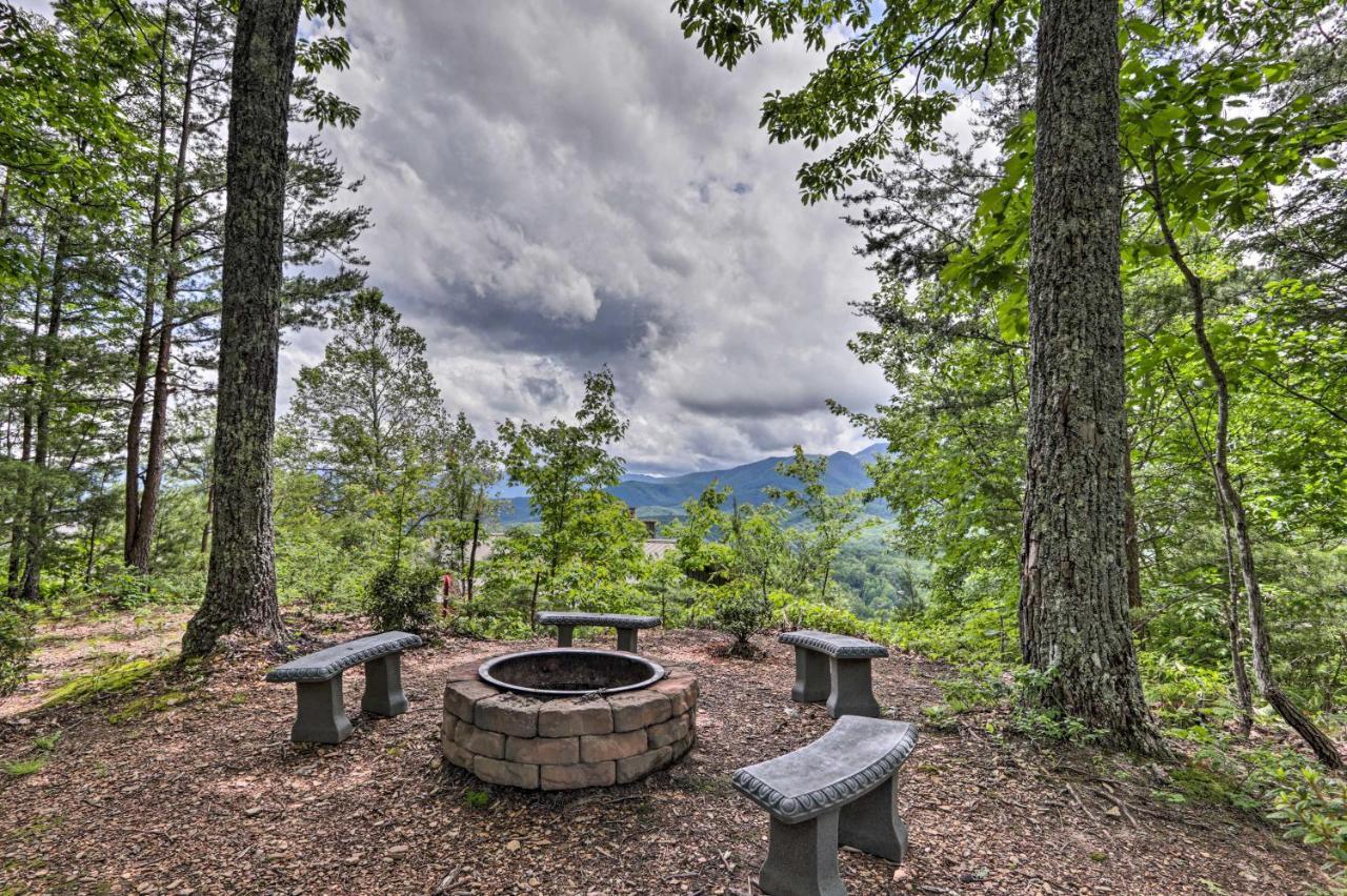 Gatlinburg Escape With Hot Tub, Deck And Mtn View Villa Екстериор снимка